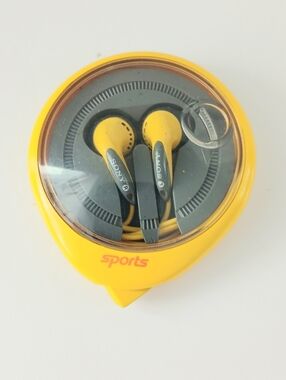 Vtg Sony Sport Stereo Yellow Earphones MDR E827